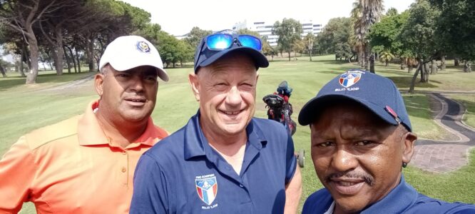 Smiling golfers at Rondebosch Golf Club